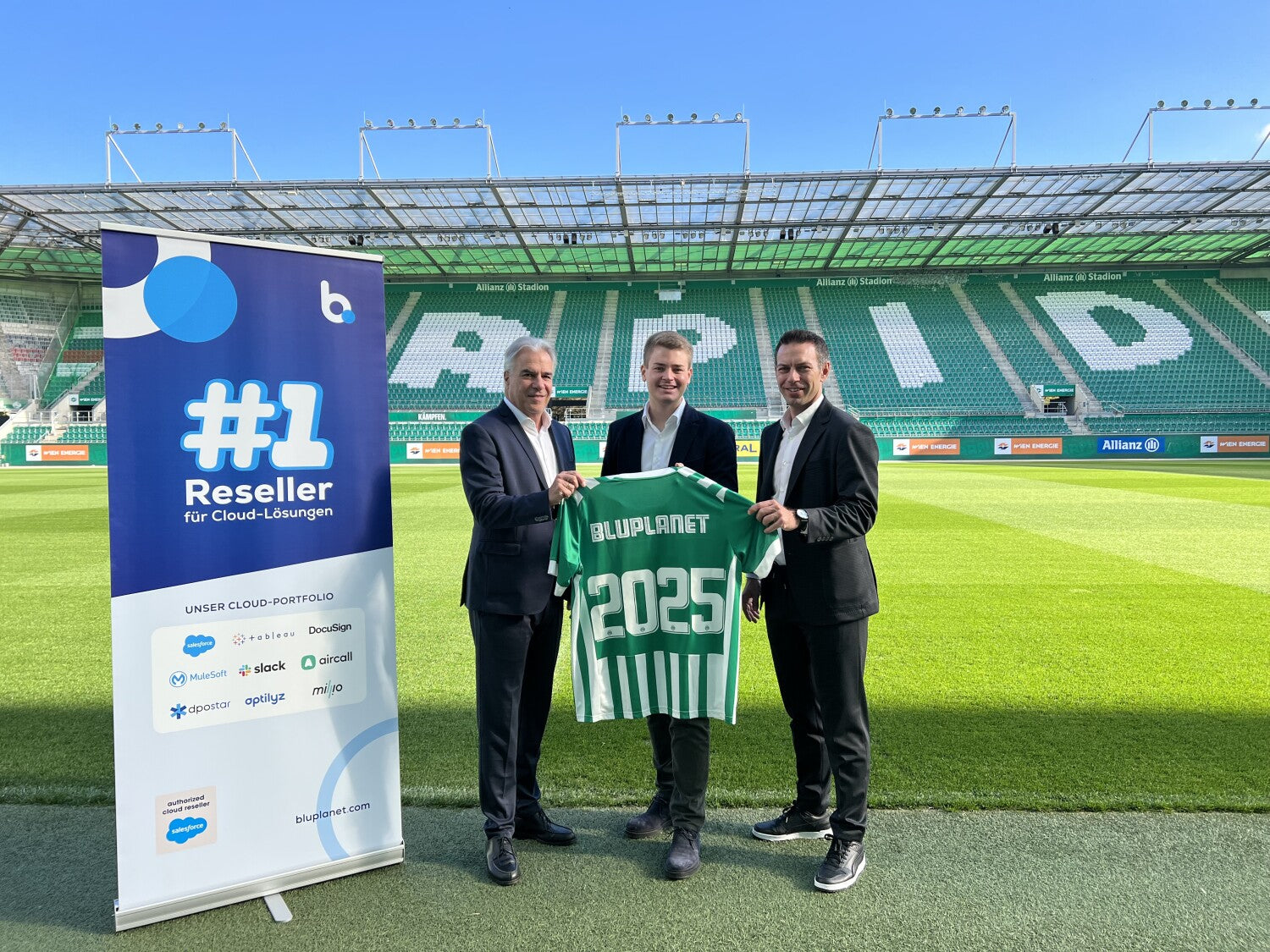 bluplanet ist stolzer Sponsor des Rekordmeisters SK Rapid Wien